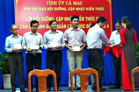 Nâng cao chất lượng học tập  quán triệt nghị quyết của Đảng