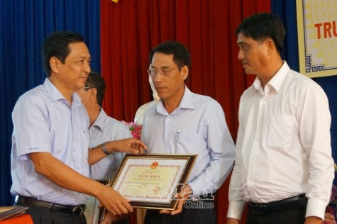 Giữ trường chuẩn ở chất lượng giảng dạy chứ không chạy theo thành tích