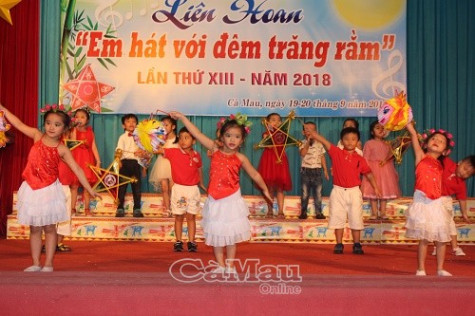 Hơn 200 thí sinh tham gia liên hoan “Em hát với đêm Trăng rằm”