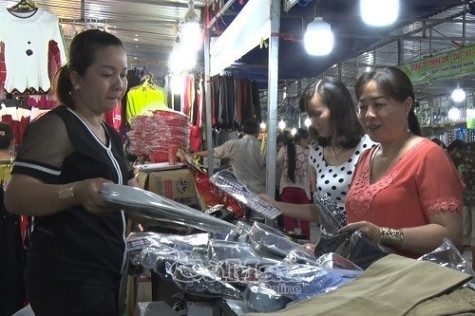 Đưa hàng Việt về Cái Đôi Vàm