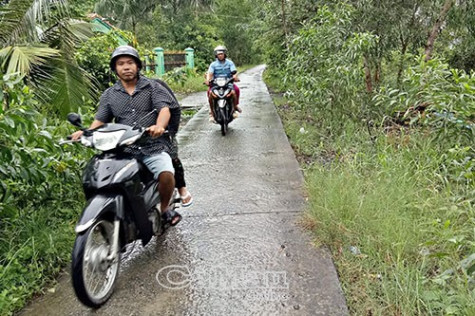 Lộ đóng rong, tiềm ẩn tai nạn giao thông trong mùa mưa