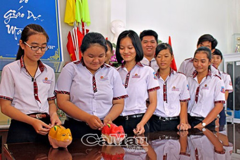 Học Bác từ những việc hàng ngày