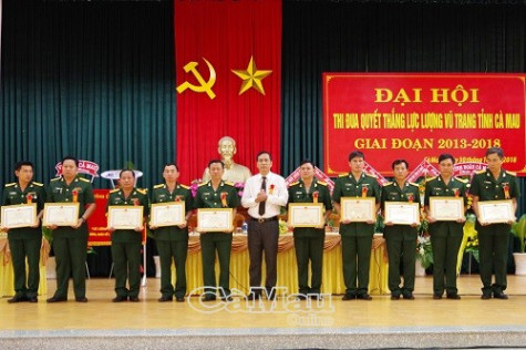 Tiếp tục đẩy mạnh phong trào Thi đua quyết thắng