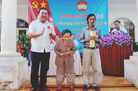 Khóm 2, Phường 4 tổ chức ngày hội Đại đoàn kết
