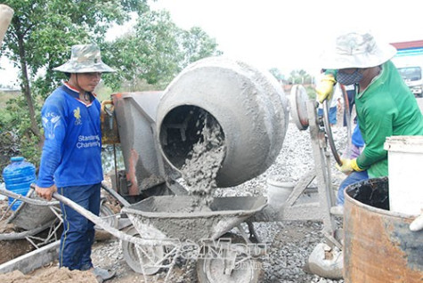 Nhiều dự án trọng điểm  tiến độ thi công và giải ngân thấp