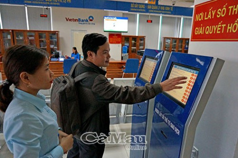 Dịch vụ công "chiều" khách