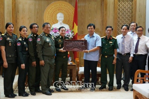 Thúc đẩy phát triển quan hệ toàn diện Việt Nam - Campuchia