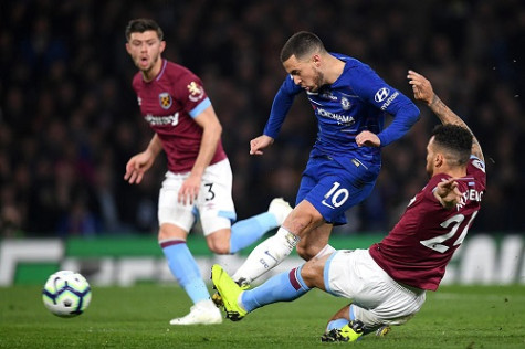 Hazard tỏa sáng, Chelsea thẳng tiến vào top 3