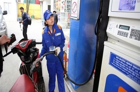 Giá xăng tiếp tục tăng