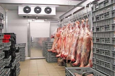 Sớm đề xuất chính sách khuyến khích doanh nghiệp mua thịt heo dự trữ cấp đông