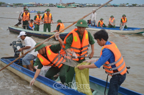 Chiến sĩ bảo vệ môi trường biển