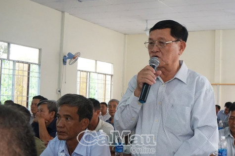 Cử tri đề nghị báo chí tăng cường hơn nữa đấu tranh chống tiêu cực