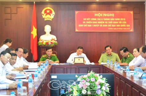 Kiên quyết xử lý nghiêm, loại ra khỏi bộ máy những cán bộ tha hóa, biến chất, tiếp tay cho tội phạm