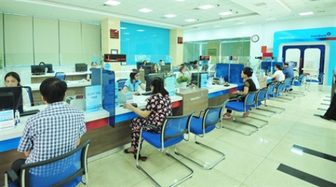 Nhiều ngân hàng đồng loạt giảm lãi suất