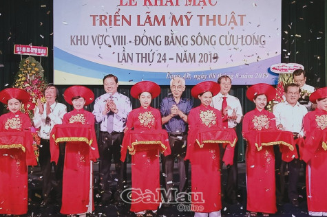 Triển lãm mỹ thuật khu vực VIII lần thứ 24 Chất đồng bằng ngày càng rõ nét