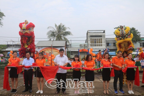 Khánh thành sân chơi trẻ em từ quỹ Foxsteps của FPT Telecom