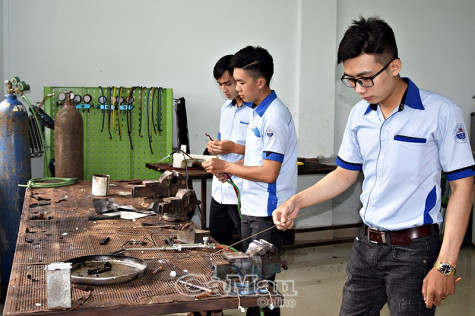 Bài 2: Nguồn nhiều, chất lượng yếu