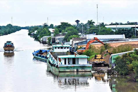 Nhiều bến thuỷ không phép vẫn hoạt động