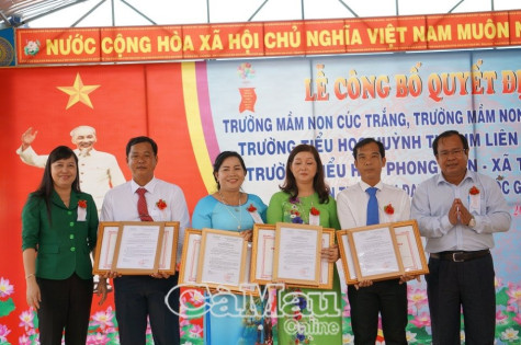 4 trường của huyện Thới Bình đạt chuẩn Quốc gia mức độ 1