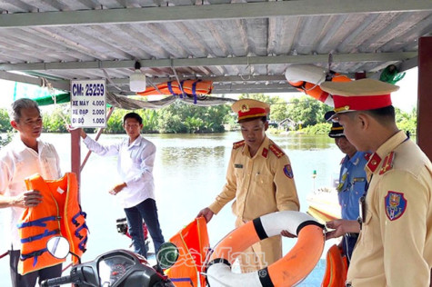 Tăng cường kiểm tra các bến thuỷ