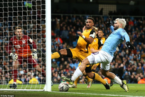 Thắng thuyết phục Port Vale, Man City thẳng tiến tại FA Cup