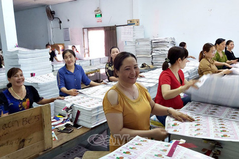 Khí thế làm việc khẩn trương, hào hứng năm mới