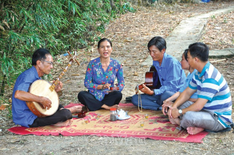 Giữ hồn cho tiếng tơ lòng