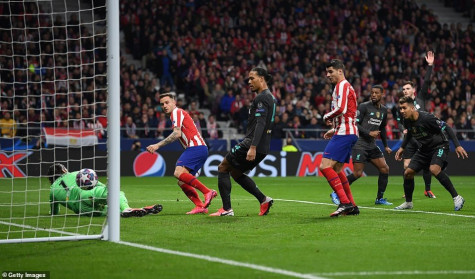 Phòng thủ kiên cường, Atletico Madrid tạm nắm lợi thế