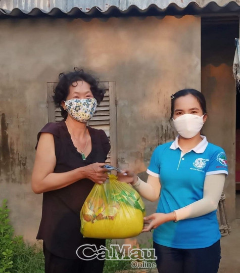 Hỗ trợ kịp thời và đúng đối tượng người dân khó khăn do dịch bệnh và hạn hán