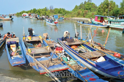 Cư dân ven biển  trước mùa mưa bão