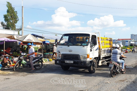 Thấp thỏm chợ cống Kinh Mới