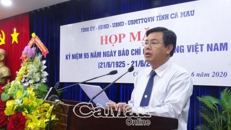 Mỗi Nhà báo xứng đáng là chiến sĩ trên mặt trận thông tin