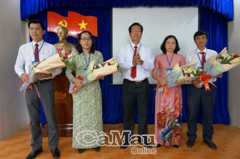Sở Tài chính tuyên dương 26 cá nhân hoàn thành tốt nhiệm vụ