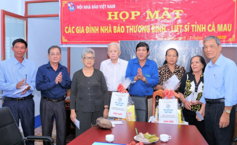 Hội Nhà báo Việt Nam: Tri ân các nhà báo thương binh, liệt sĩ