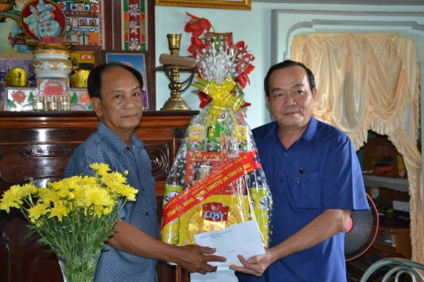 Đời đời nhớ ơn người có công
