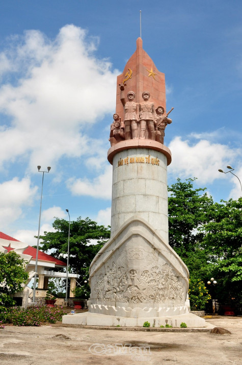 Vươn mình ra biển lớn