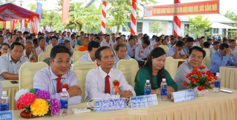 Xã Hồ Thị Kỷ đón nhận Bằng công nhận xã đạt chuẩn NTM