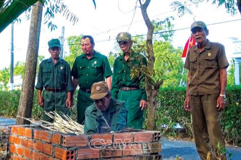 Tiên phong  như cựu chiến binh