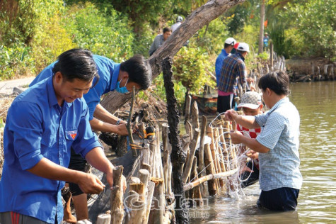 Cách làm kinh tế  của thanh niên cơ sở