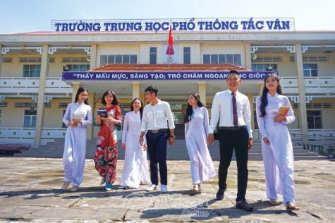 Trường THPT Tắc Vân 40 năm xây nền tri thức