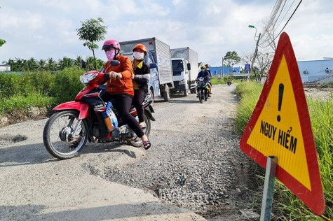 Nguy cơ tai nạn từ đường liên xã