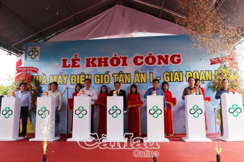 Khởi công Nhà máy điện gió Tân Ân