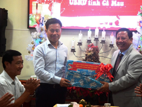 Đoàn kết, chung tay xây dựng quê hương giàu đẹp