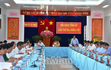 Đóng góp quy chế, chương trình làm việc và quy chế kiểm tra, giám sát toàn khoá
