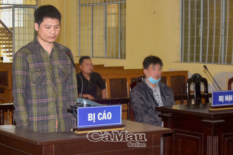Nguyễn Văn Khanh xin lỗi gia đình nạn nhân tại toà.