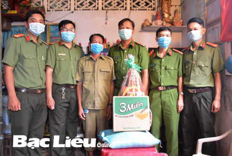 Chăm lo tết cho lực lượng Bảo vệ dân phố, Dân phòng