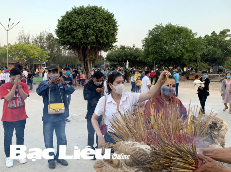 Lễ chùa an toàn mùa dịch bệnh