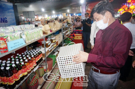 Tạm dừng Hội chợ, triển lãm thương mại trên địa bàn tỉnh Cà Mau