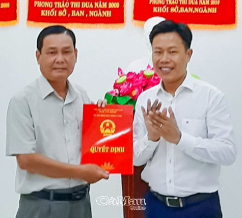 Ông Trần Hoàng Nhỏ giữ chức Trưởng ban Dân tộc tỉnh