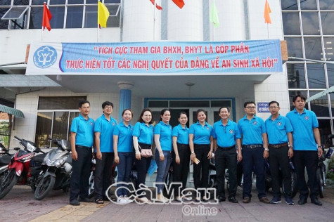 Ra quân tuyên truyền chính sách bảo hiểm tại xã Hòa Thành